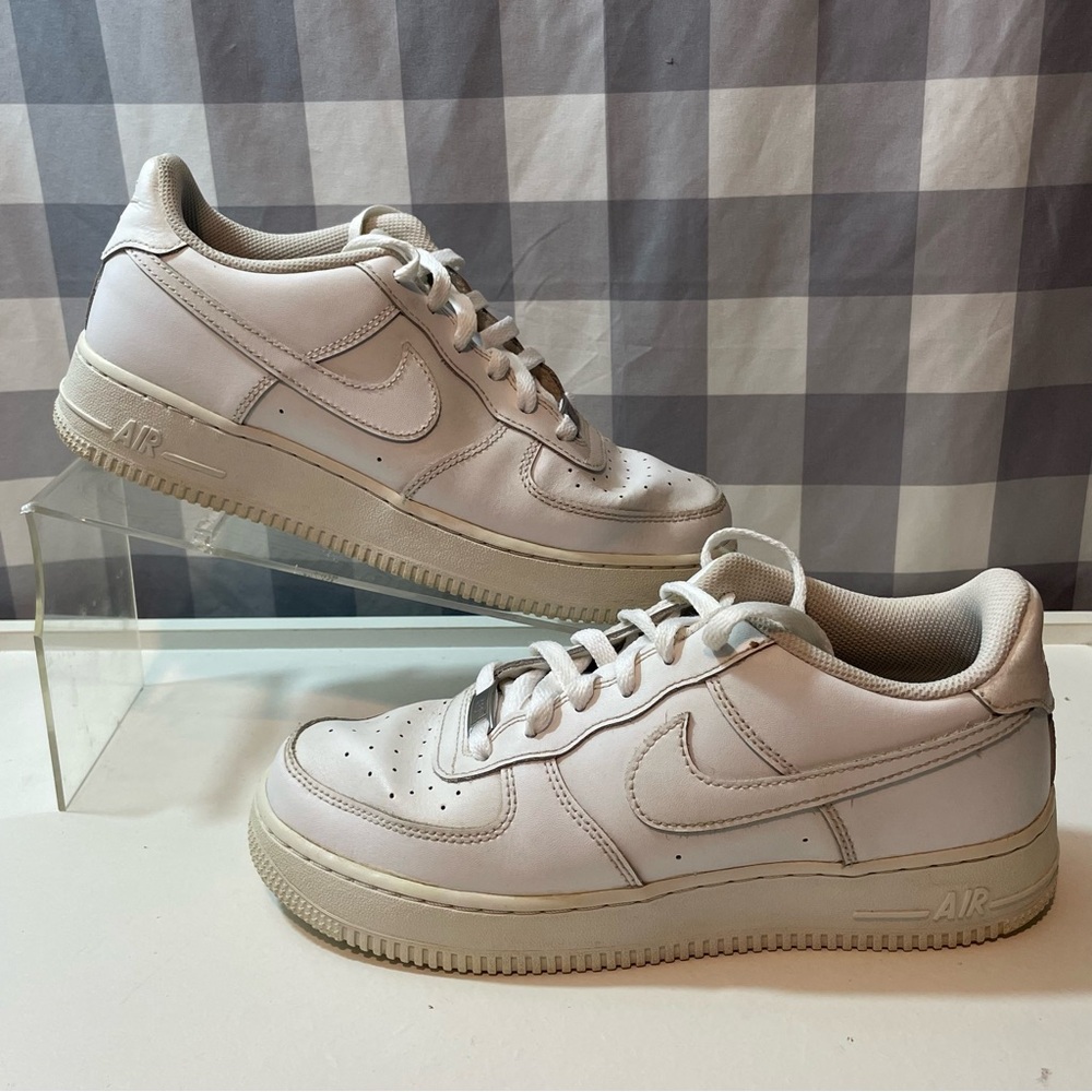 Nike Air Force 1 triple white Sneakers 6.5 youth 8 women’s